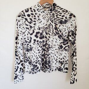 New Long Sleeve Shirt Black White Y2K Snow Leopard Print Size Small NWT